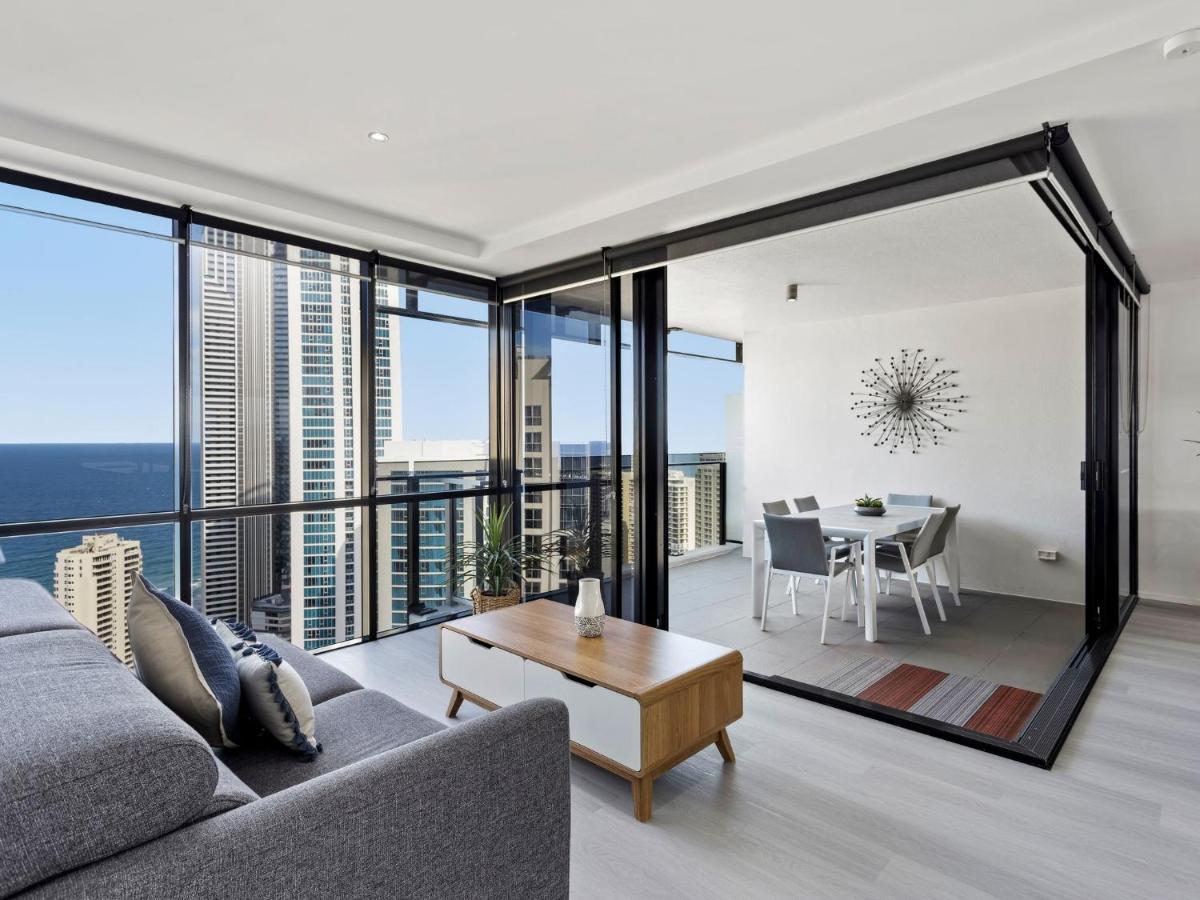 Circle On Cavill 37th Floor Ocean Views Apartment *